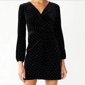 NINE WEST -LONG SLEEVE BLACK VELVET SILVER STUDDED WRAP DRESS SZ S